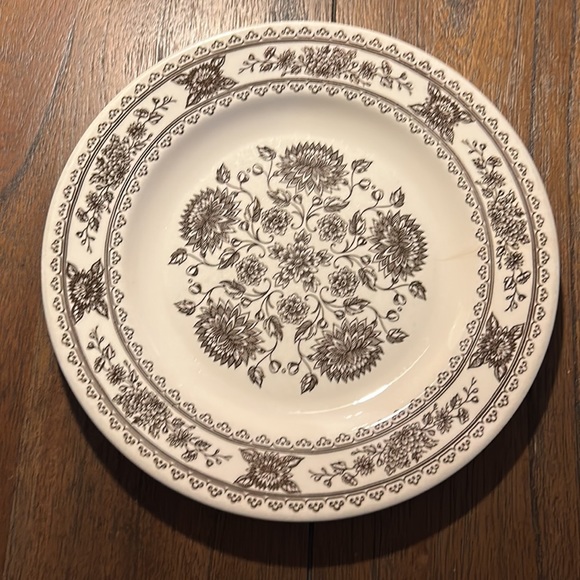 Vintage Brown Transferware 10 inch Plate by Vendome Royal China Mum Pattern - Picture 11 of 13